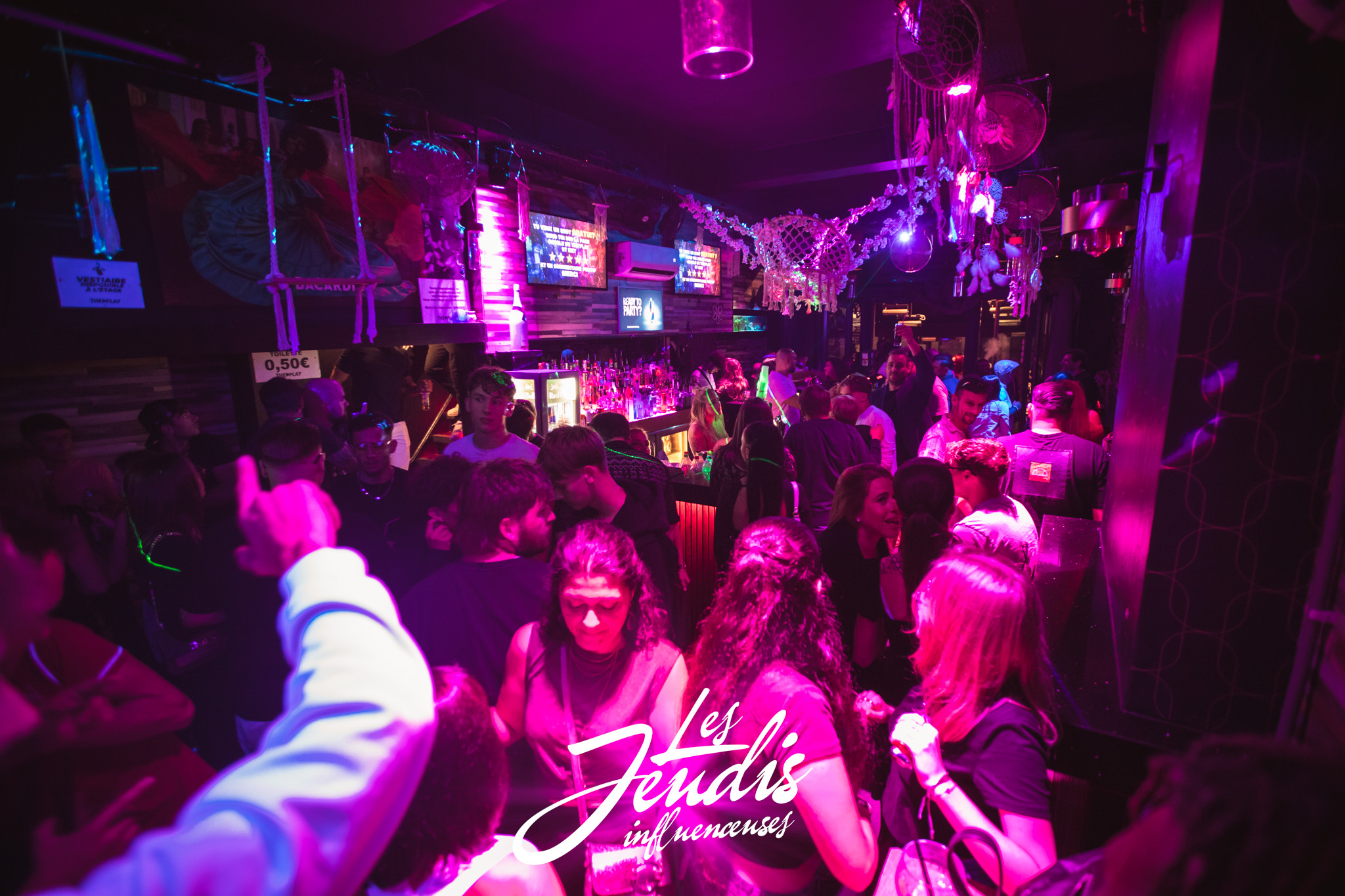 The Play Bar Ambiance 2