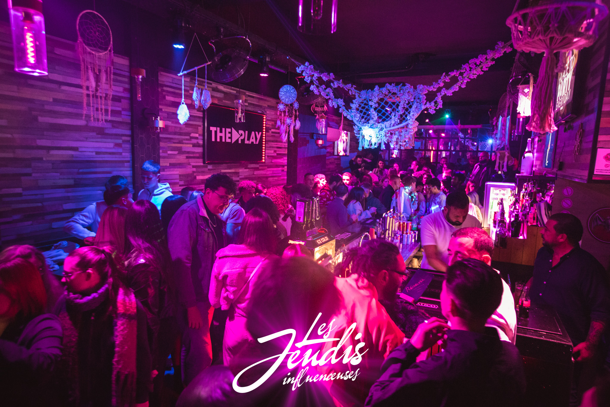 The Play Bar Ambiance 4